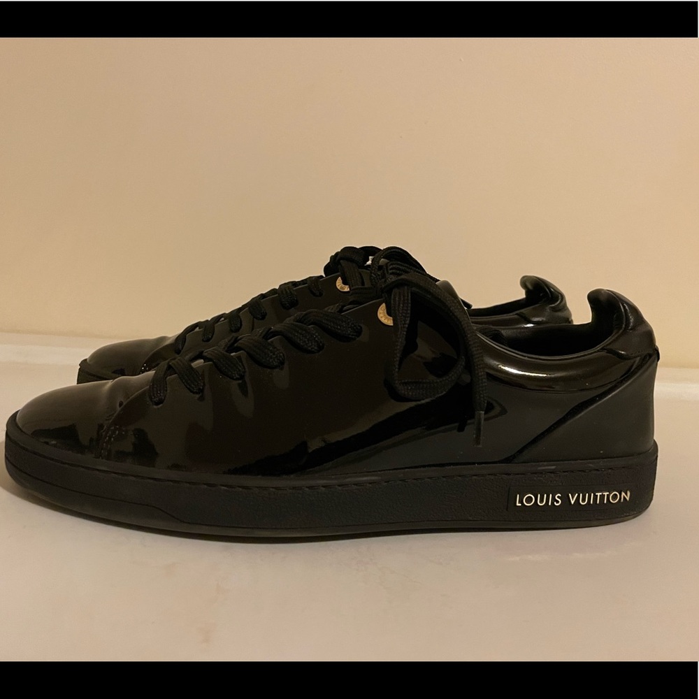 Louis Vuitton patent leather black sneaker size 7